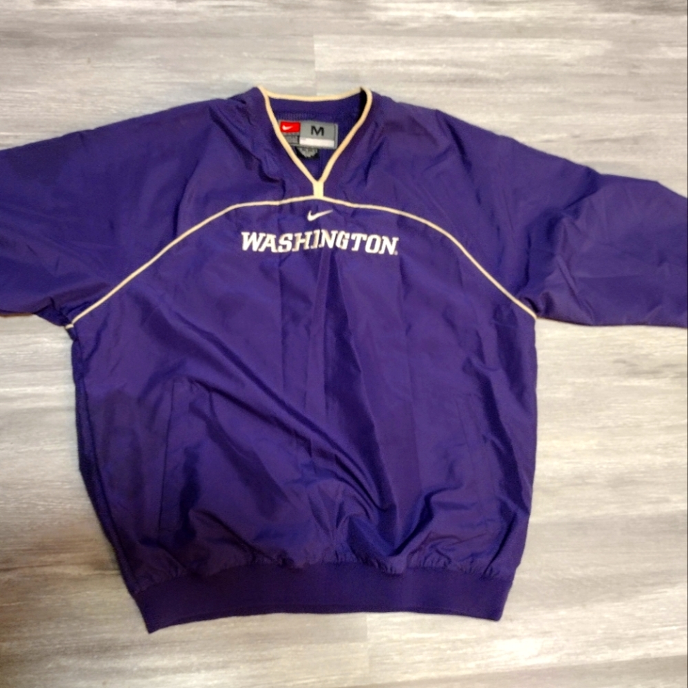 Medium Washington huskies pull over windbreaker